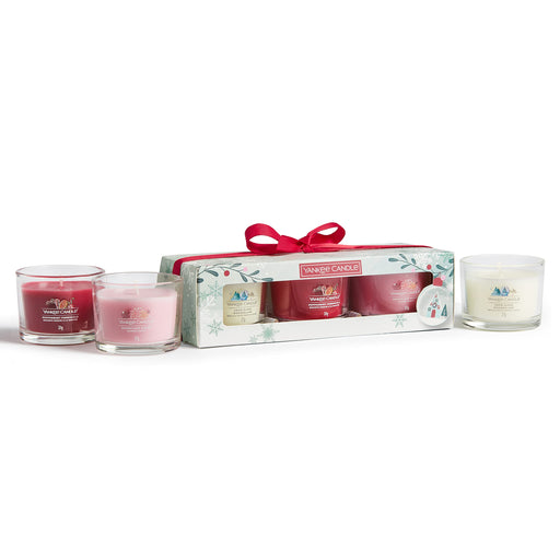 Yankee Candle Snow Globe Wonderland 3 Piece Gift Set: Scented Candle 3 x 37g